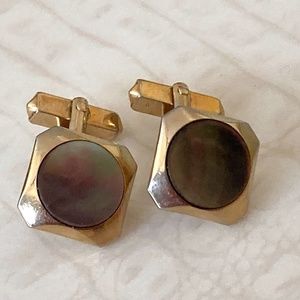 🇺🇸  Blouse /Shirt Swank Gold  Toned Metal Mother of Pearl  Cuff Links